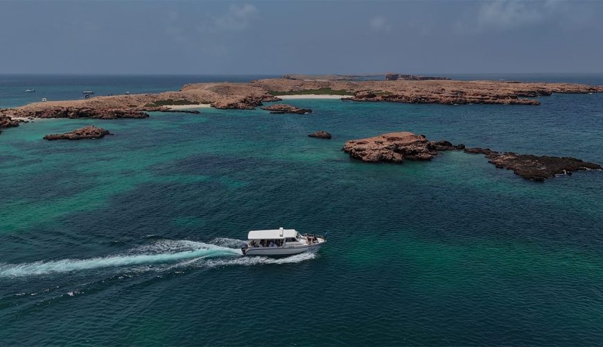 Discovering Paradise: Dimaniyat Island Tour Guide